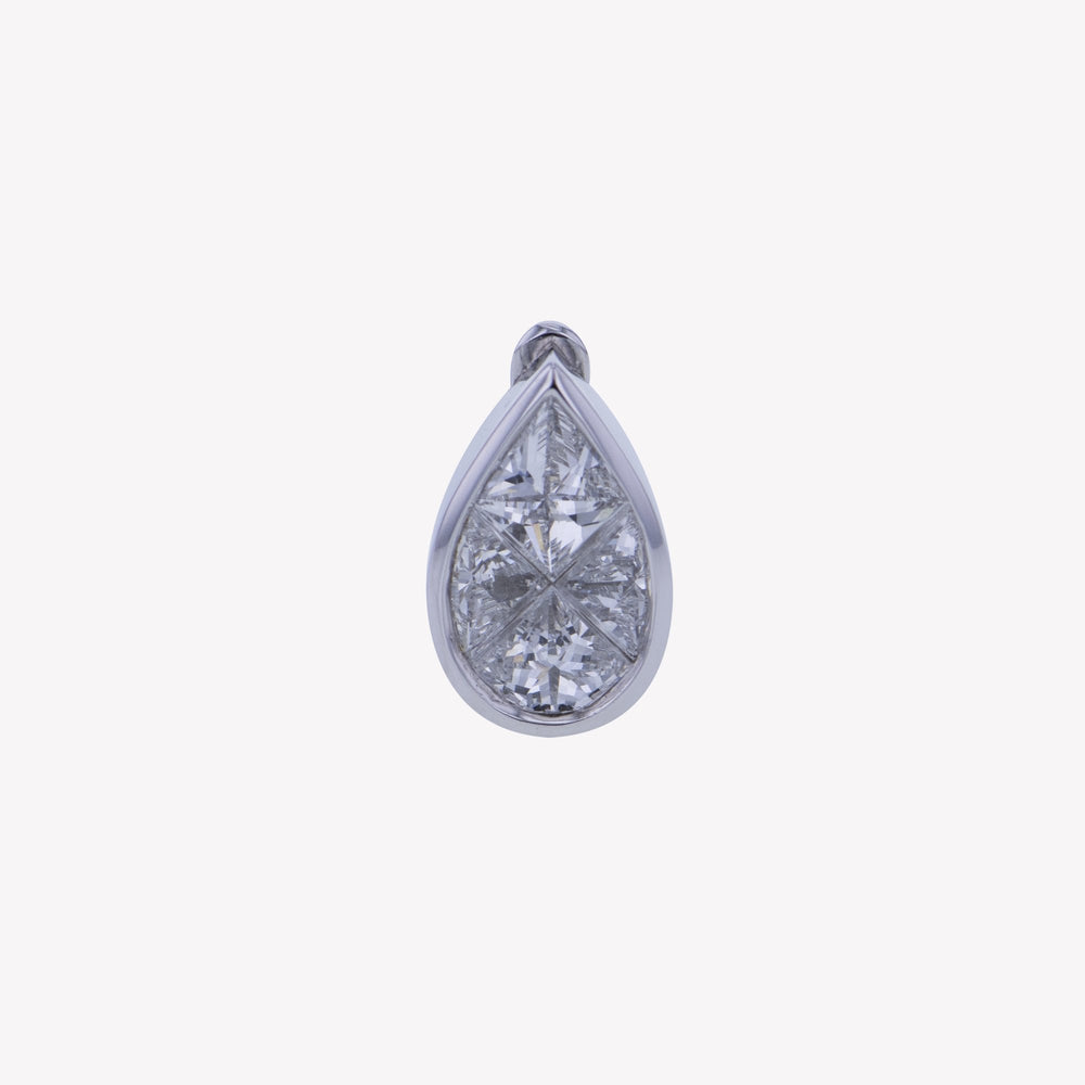 
                  
                    Detachable White Gold Pear Head with Round Band
                  
                