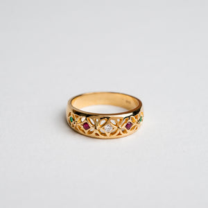 
                  
                    Crowned Vintage Ring
                  
                