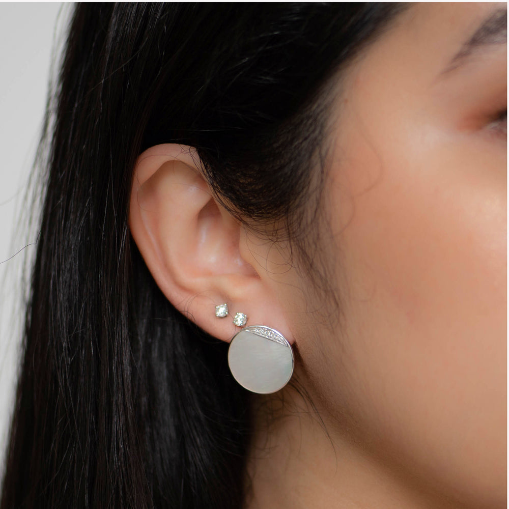
                  
                    Mother Of Pearl Diamond Earring
                  
                